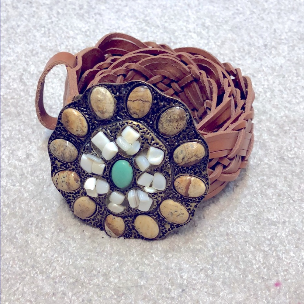 Beautiful CABI Brand brown belt, size medium